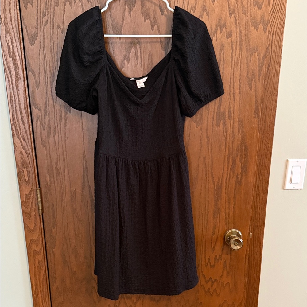 Little Black Dress L